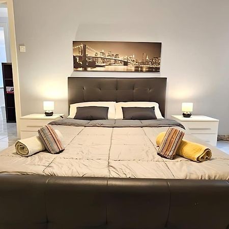 Waveside Apartment St. Paul's Bay Esterno foto