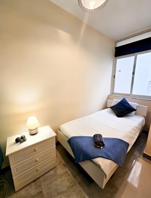 Waveside Apartment St. Paul's Bay Esterno foto