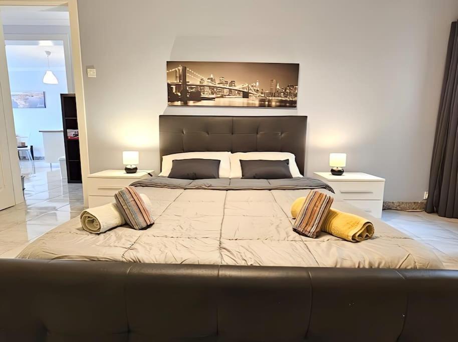 Waveside Apartment St. Paul's Bay Esterno foto