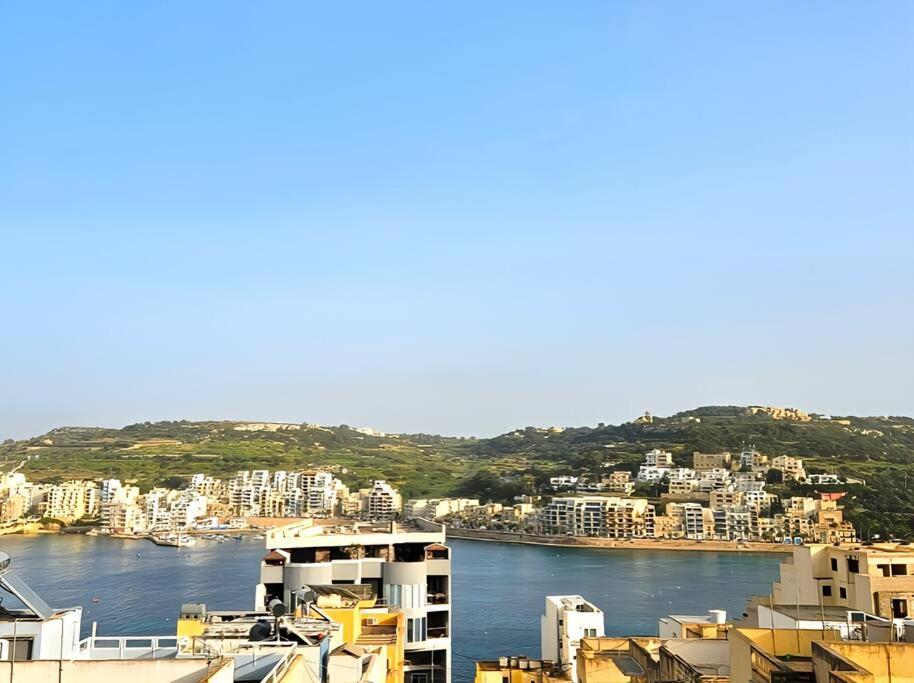 Waveside Apartment St. Paul's Bay Esterno foto